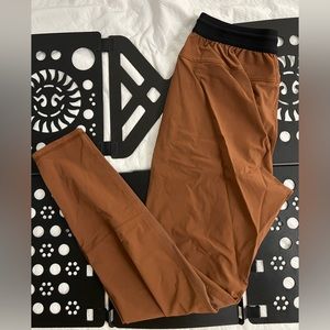 Everlane workout pants